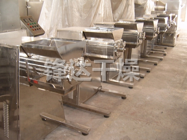 YK系列摇摆式颗粒机